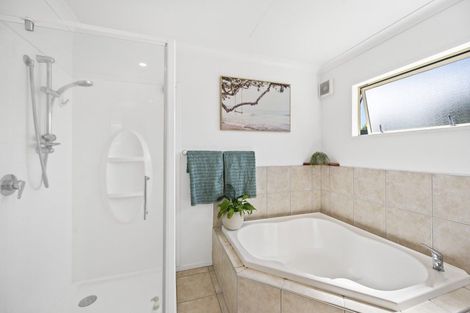 Photo of property in 9b Avenue Road, Greenmeadows, Napier, 4112