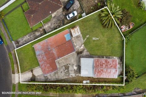 Photo of property in 48 Convair Crescent, Mangere, Auckland, 2022