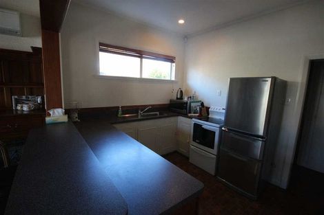 Photo of property in 11 Ilam Road, Upper Riccarton, Christchurch, 8041