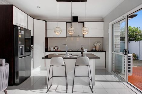 Photo of property in 15 Dromoland Drive, Flat Bush, Auckland, 2019