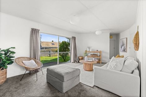 Photo of property in 9 Whitby Crescent, Flaxmere, Hastings, 4120