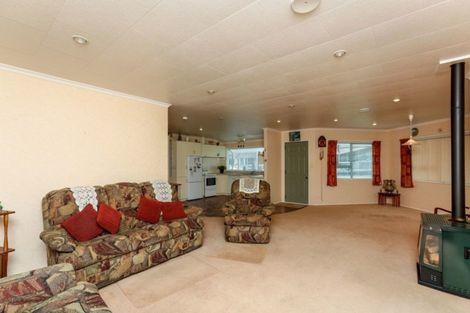 Photo of property in 38 Tukapa Street, Westown, New Plymouth, 4310