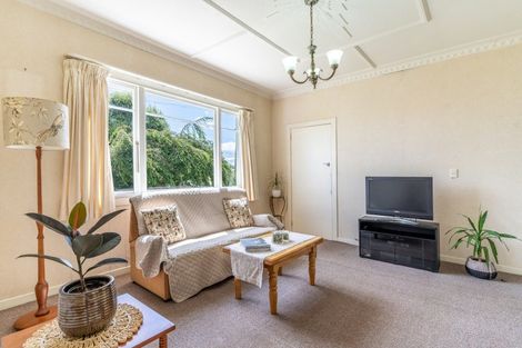 Photo of property in 75 Gerrard Road, Winton, 9783