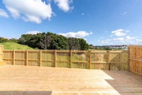 Photo of property in 36 Whakairo Crescent, Gulf Harbour, Whangaparaoa, 0930