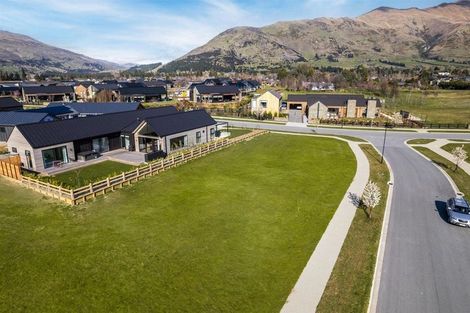 Photo of property in 9 Deans Drive, Wanaka, 9305
