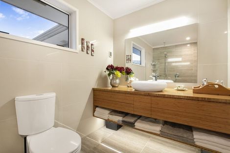 Photo of property in 10 Greta Place, Stanmore Bay, Whangaparaoa, 0932