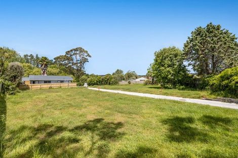 Photo of property in 120 Awaroa Road, Helensville, 0800