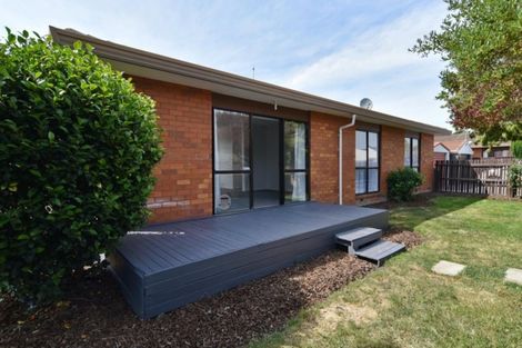 Photo of property in 1/126b Inwoods Close, Parklands, Christchurch, 8083