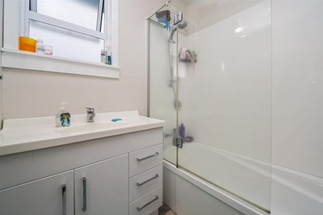 Photo of property in 22 Murray Avenue, Hawera, 4610