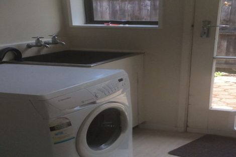 Photo of property in 1/25 Sumnervale Drive, Sumner, Christchurch, 8081