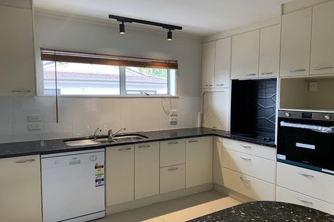 Photo of property in 1/103 Sunset Road, Totara Vale, Auckland, 0632