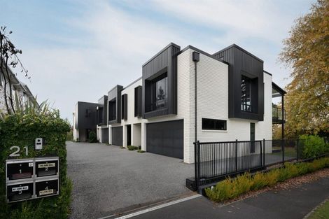 Photo of property in 21u2 Manning Street, Hamilton Central, Hamilton, 3204