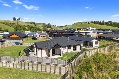 Photo of property in 166 Adler Drive, Ohauiti, Tauranga, 3112