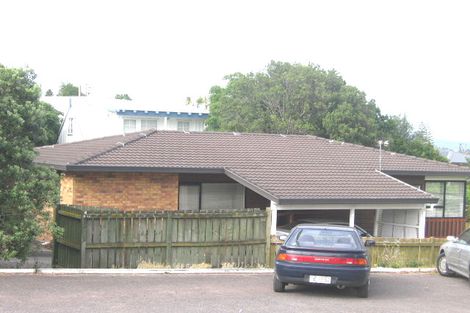 Photo of property in 1/466 Glenfield Road, Glenfield, Auckland, 0629