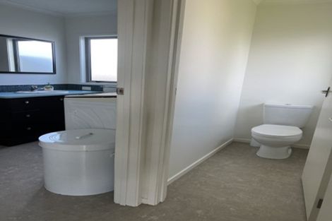 Photo of property in 31a Roretana Drive, Athenree, Waihi Beach, 3177