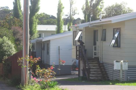 Photo of property in 205e Henderson Valley Road, Henderson, Auckland, 0612