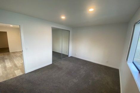 Photo of property in 106 Archers Road, Glenfield, Auckland, 0629