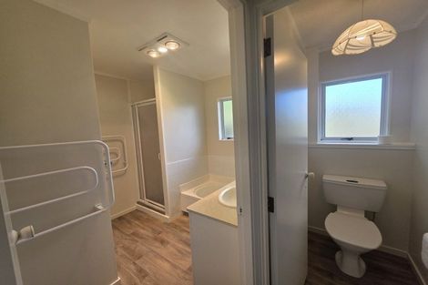 Photo of property in 20 Barbara Grove, Papamoa Beach, Papamoa, 3118