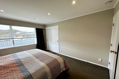 Photo of property in 18 Otira Grove, Kelson, Lower Hutt, 5010