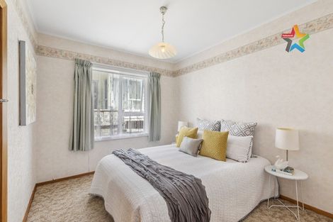 Photo of property in 20 Gardiner Grove, Wainuiomata, Lower Hutt, 5014