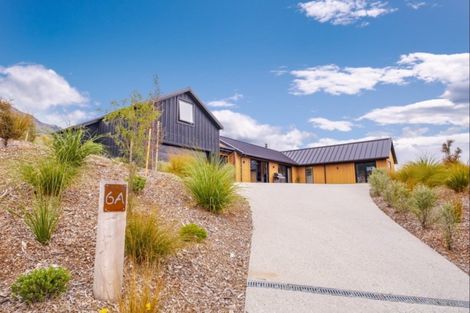 Photo of property in 6a Kinross Lane, Jacks Point, Queenstown, 9371