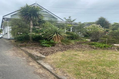 Photo of property in 35 Beckford Road, Saint Martins, Christchurch, 8022