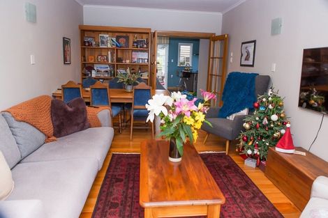 Photo of property in 4 Omar Street, Khandallah, Wellington, 6035