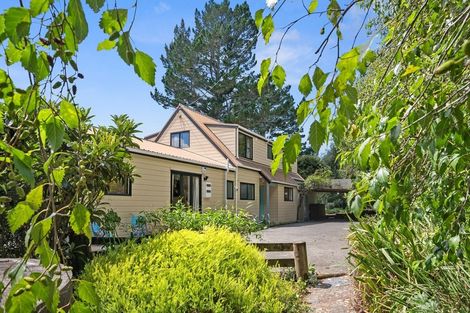 Photo of property in 144 Lonely Track Road, Redvale, Auckland, 0632