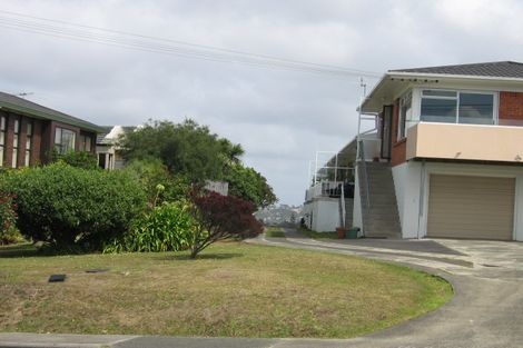Photo of property in 1/174 East Coast Road, Forrest Hill, Auckland, 0620