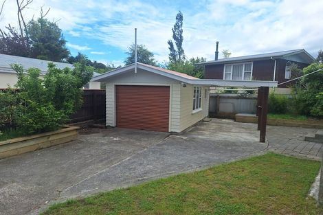 Photo of property in 5 Birch Grove, Pinehaven, Upper Hutt, 5019