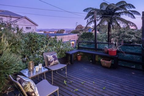 Photo of property in 12f1 Norna Crescent, Kelburn, Wellington, 6012