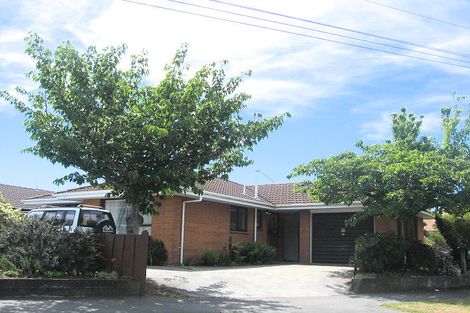 Photo of property in 22 Lake Terrace Road, Burwood, Christchurch, 8061