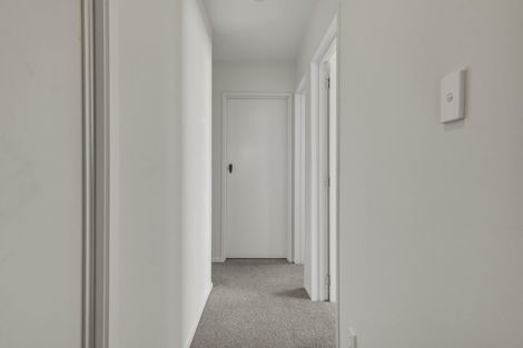 Photo of property in 2/202 Sawyers Arms Road, Bishopdale, Christchurch, 8053