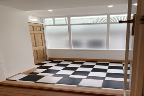 Photo of property in 9 Burrows Avenue, Karori, Wellington, 6012