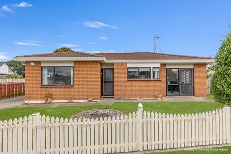 Photo of property in 8a Inverell Place, Mount Maunganui, 3116