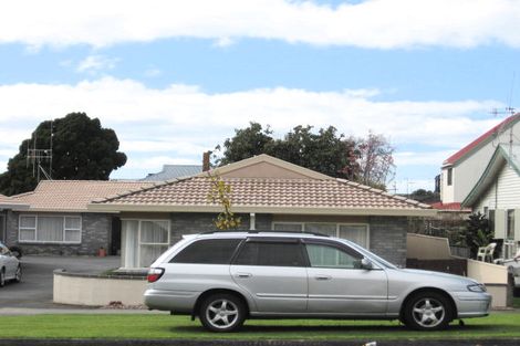 Photo of property in 3/37 Fourth Avenue, Tauranga, 3110
