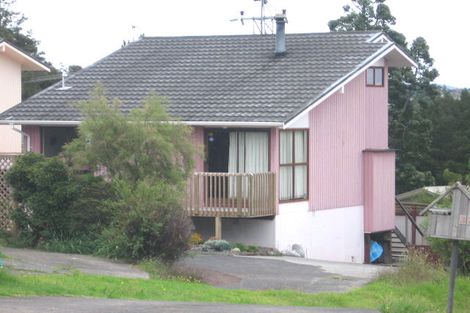 Photo of property in 35 Brunton Place, Glenfield, Auckland, 0629