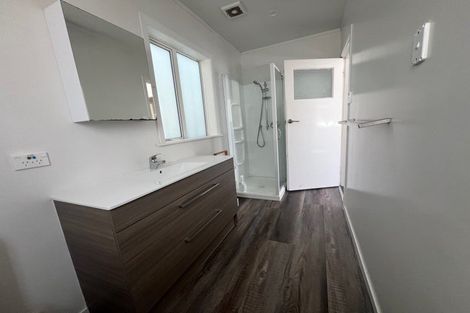 Photo of property in 17 Scarborough Terrace, Mount Victoria, Wellington, 6011