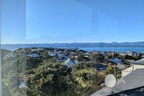 Photo of property in 33 Ranui Crescent, Khandallah, Wellington, 6035