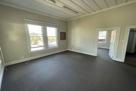 Photo of property in 212 Lake Road, Northcote, Auckland, 0627