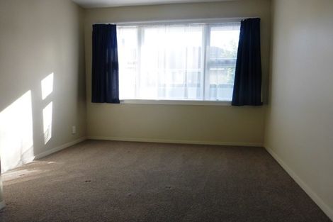 Photo of property in 19 Canberra Place, Redwood, Christchurch, 8051