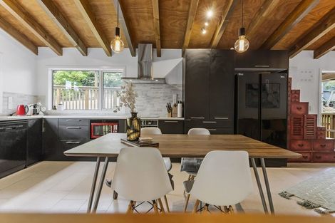 Photo of property in 9a Mirage Place, Beach Haven, Auckland, 0626