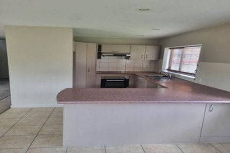 Photo of property in 16 Whitbourne Heights, Manurewa, Auckland, 2105