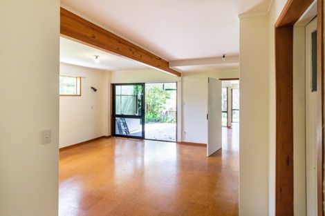 Photo of property in 3 Lea Place, Stanmore Bay, Whangaparaoa, 0932