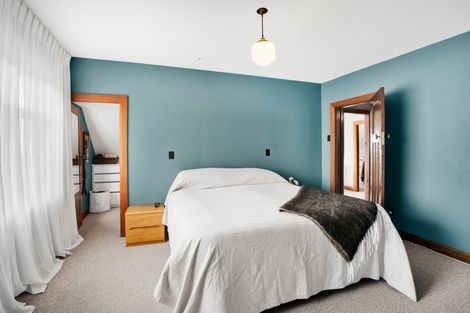 Photo of property in 34 Robe Street, New Plymouth, 4310