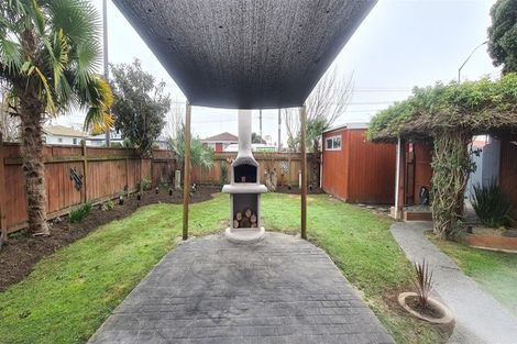 Photo of property in 81 Meeanee Road, Taradale, Napier, 4112