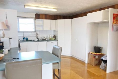 Photo of property in 13 Seakens Way, Glen Eden, Auckland, 0602