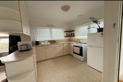 Photo of property in 12 Cross Street, Papakura, 2110