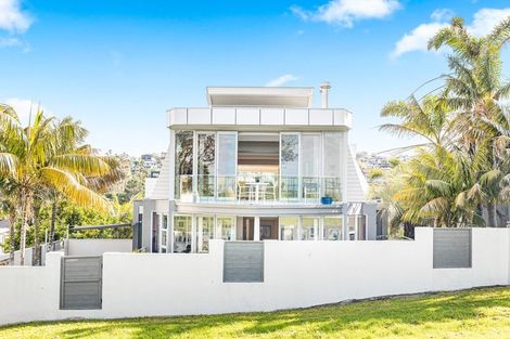 Photo of property in 127 Beach Road, Castor Bay, Auckland, 0620