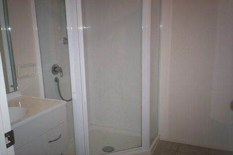 Photo of property in 3/3 Orwell Road, Greenhithe, Auckland, 0632